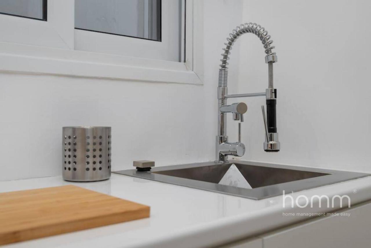34Sqm Minimal Homm Apartment With Acropolis View Atenas Exterior foto