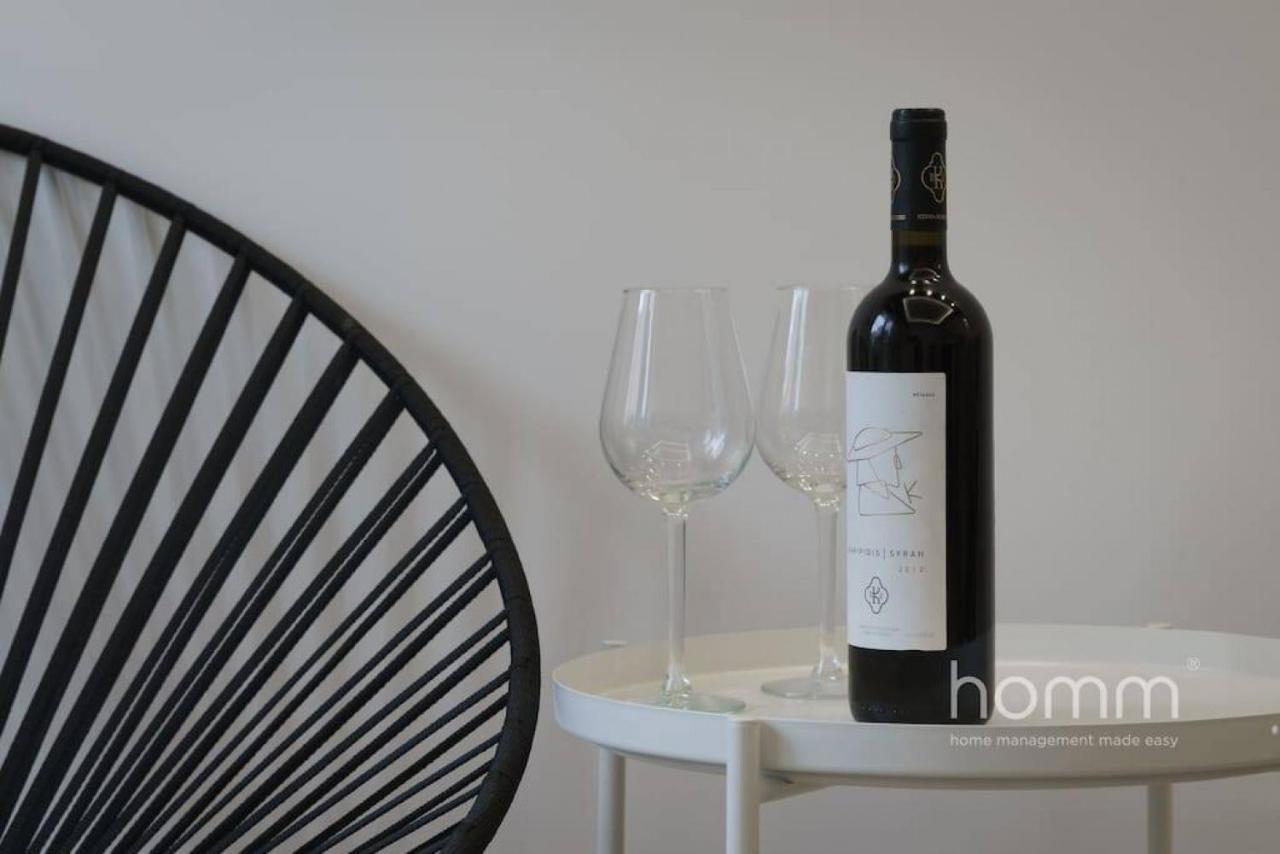 34Sqm Minimal Homm Apartment With Acropolis View Atenas Exterior foto