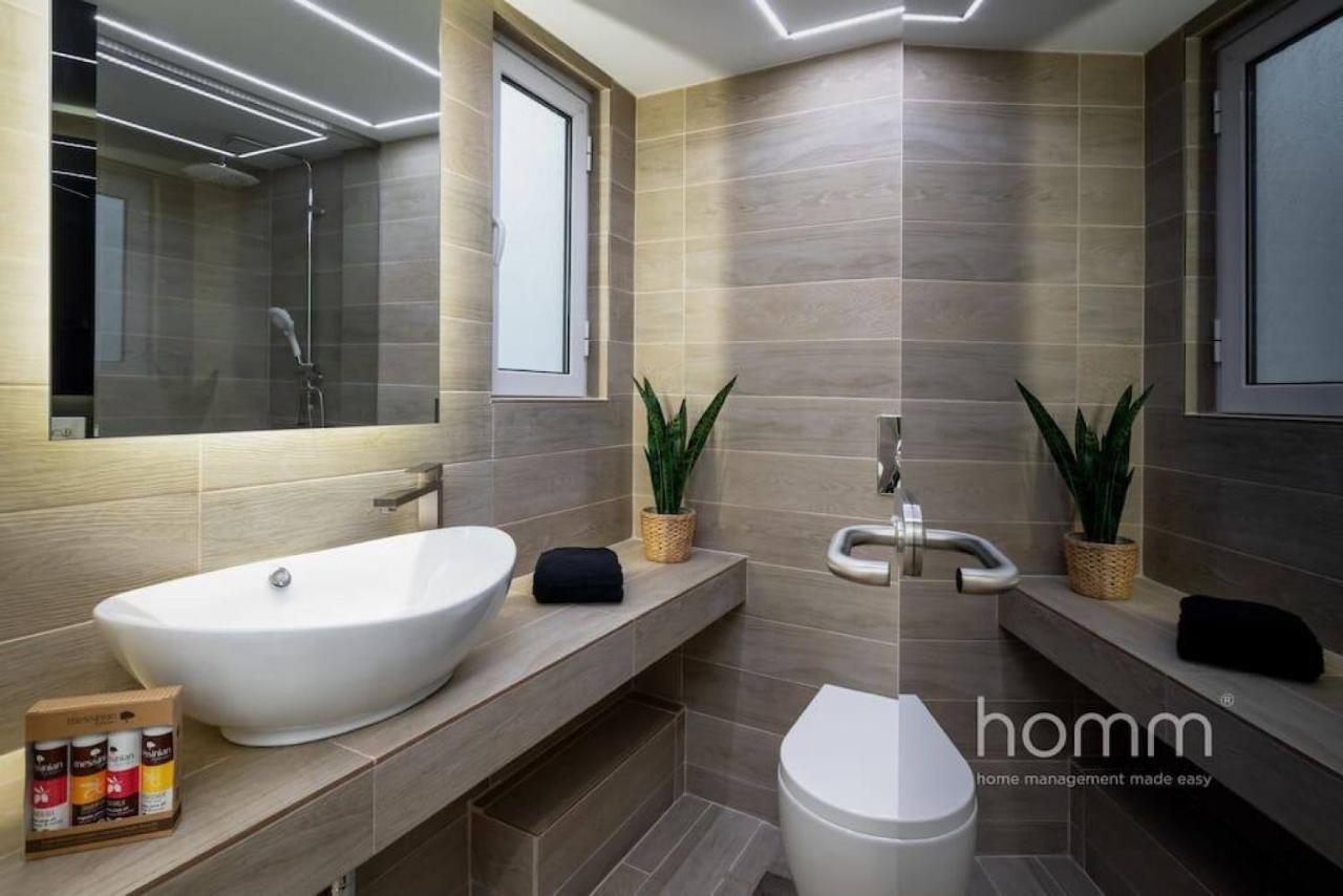 34Sqm Minimal Homm Apartment With Acropolis View Atenas Exterior foto